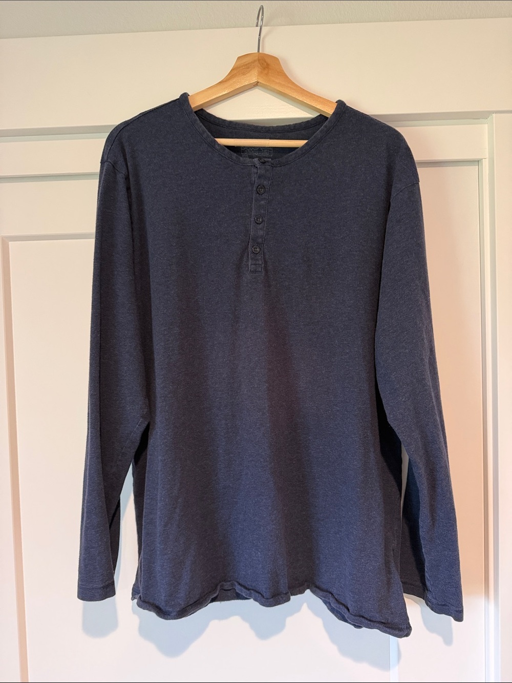 Patagonia Men's Organic Cotton Long-Sleeve Henley - Navy Blue